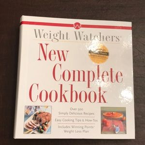 Weight Watchers New Complete Cookbook Hardback
